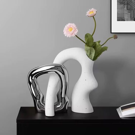 LUXE ARGENTUM VASE