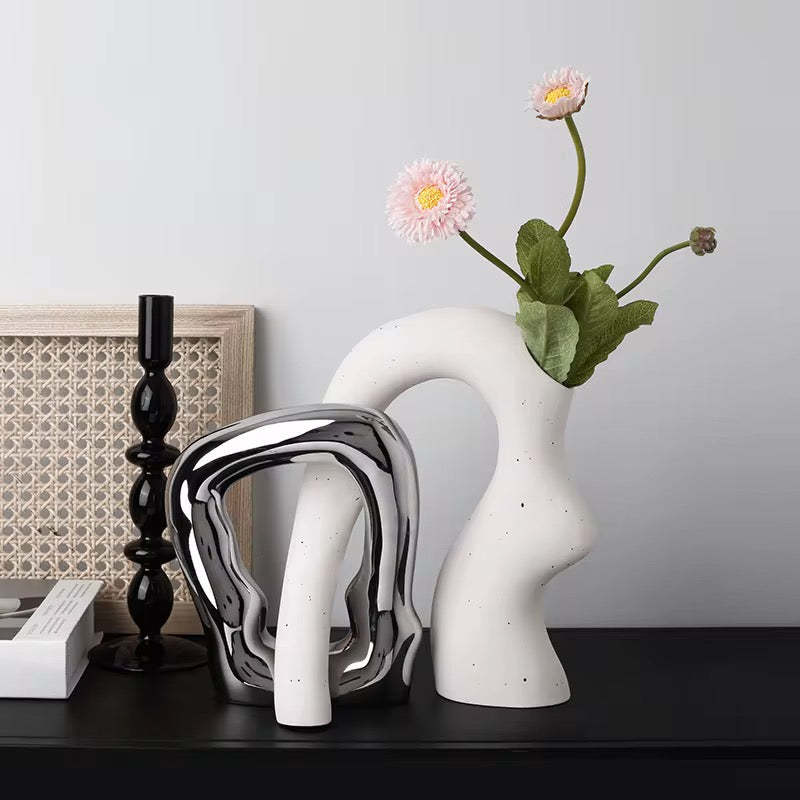 LUXE ARGENTUM VASE